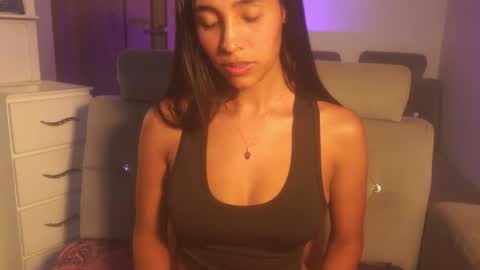 Samantha Roberts online show from January 2026 07:19:02 PM