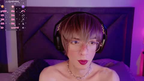 Snapshot of sam_russo chatting on February 2025 08:01:01 AM Sam online show from February 2025 08:01:01 AM