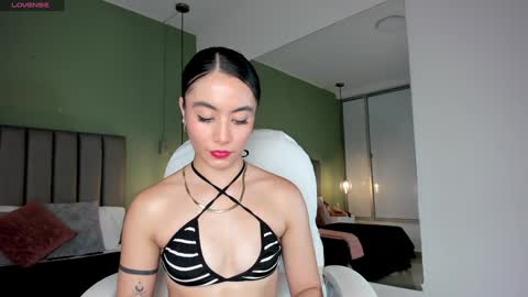 Snapshot of samaantharey chatting on February 2025 12:17:01 AM Samantha online show from February 2025 12:17:01 AM