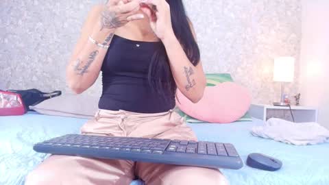 Samanta online show from November 2025 11:56:02 AM