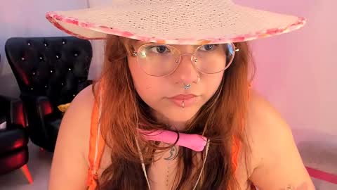 Snapshot of samanta_cutee1 chatting on January 2025 02:47:01 PM SAMANTA online show from January 2025 02:47:01 PM