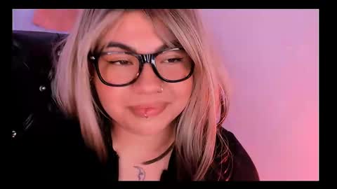 Snapshot of samanta_cutee1 chatting on February 2025 07:46:01 PM SAMANTA online show from February 2025 07:46:01 PM