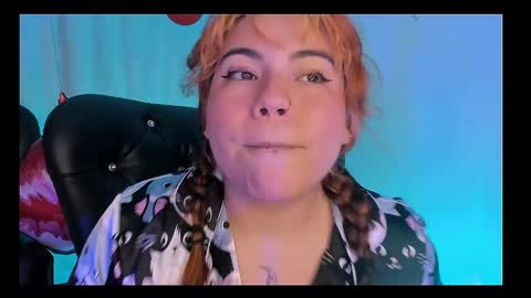 Snapshot of samanta_cutee1 chatting on March 2025 12:05:02 PM SAMANTA online show from March 2025 12:05:02 PM