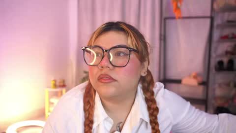 Snapshot of samanta_cutee1 chatting on June 2026 10:21:02 AM SAMANTA online show from June 2026 10:21:02 AM