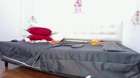 Snapshot of samanta_joness chatting on December 2024 12:34:02 AM Sofia online show from December 2024 12:34:02 AM