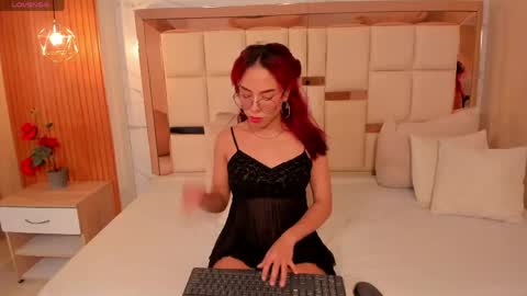 Snapshot of samanta_quinn chatting on May 2026 05:26:02 AM samantha online show from May 2026 05:26:02 AM