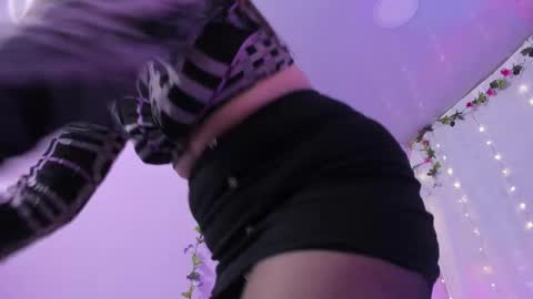 Snapshot of samanta_roberts1 chatting on February 2025 12:47:02 PM Samanta online show from February 2025 12:47:02 PM