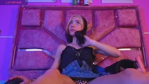 Snapshot of samantaa_liov chatting on June 2026 07:48:01 PM samantaa_liov online show from June 2026 07:48:01 PM