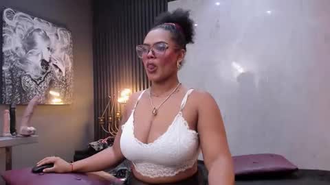 Snapshot of samantablake chatting on January 2026 07:40:01 PM Samanta online show from January 2026 07:40:01 PM