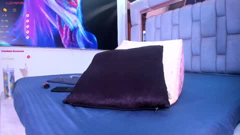 Snapshot of samantasm chatting on February 2025 06:11:02 AM S A M A N T A online show from February 2025 06:11:02 AM