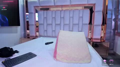 Snapshot of samantasm chatting on February 2025 09:16:02 AM S A M A N T A online show from February 2025 09:16:02 AM