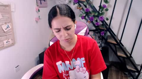 Snapshot of samantha2girl chatting on June 2026 06:20:02 PM samantha online show from June 2026 06:20:02 PM