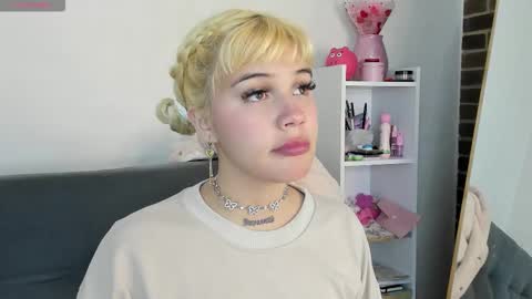 samantha_browwnn online show from October 2025 03:40:01 AM