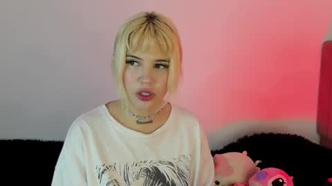 samantha_browwnn online show from November 2025 05:19:02 AM