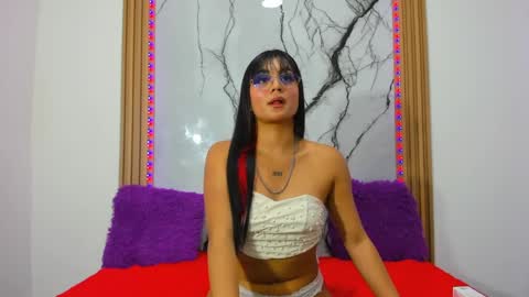 Snapshot of samantha_bunty chatting on November 2025 07:08:02 PM Samantha Cosplay Fridays online show from November 2025 07:08:02 PM