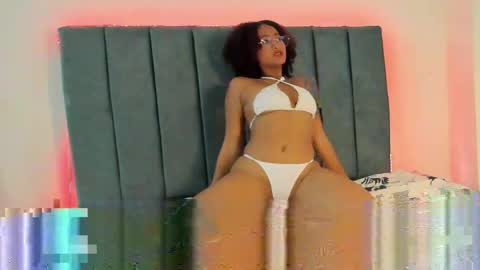 Snapshot of samantha_ebony01 chatting on May 2026 01:41:01 PM SAMANTHA online show from May 2026 01:41:01 PM