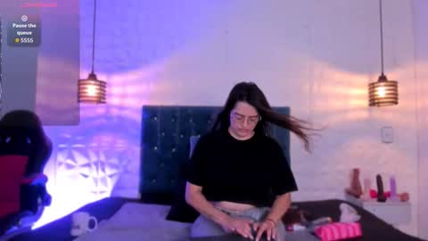 samantha_foxyy online show from February 2026 12:22:02 PM