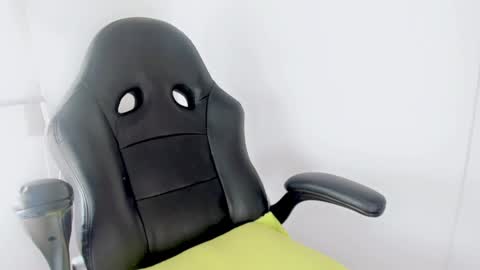 Andy online show from December 2024 08:53:01 PM