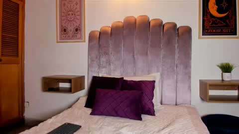 samantha_lux_ online show from October 2025 10:27:01 AM