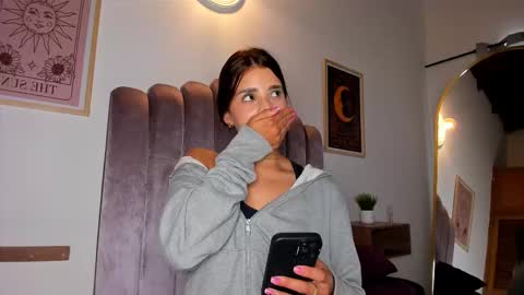 samantha_lux_ online show from January 2026 05:27:02 PM