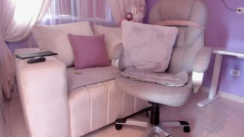 Snapshot of samantha_thompsoon chatting on June 2026 09:42:01 PM samantha_thompsoon online show from June 2026 09:42:01 PM