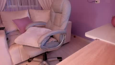 Snapshot of samantha_thompsoon chatting on July 2026 10:56:01 PM samantha_thompsoon online show from July 2026 10:56:01 PM