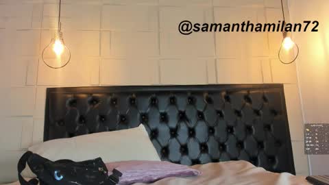 Alejandra  online show from November 2025 10:07:01 AM