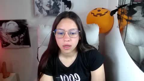 Samantha online show from November 2025 02:19:01 PM