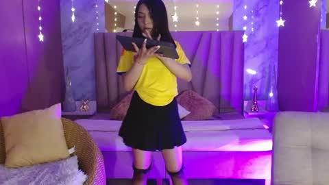 Snapshot of samara_glow chatting on June 2026 09:24:01 PM Samara online show from June 2026 09:24:01 PM