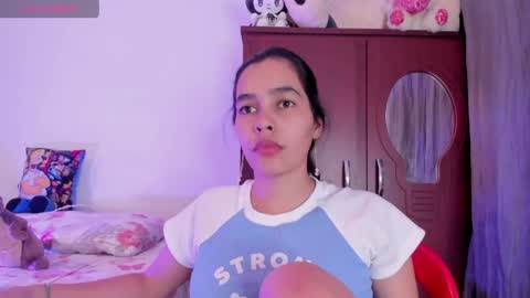 Snapshot of samara_jonnes_ chatting on May 2026 04:41:01 AM Samara is my name a pleasure delighted that you are here leave your thumb up it is important to me online show from May 2026 04:41:01 AM