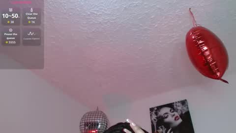 samara_wish online show from November 2025 01:32:02 PM