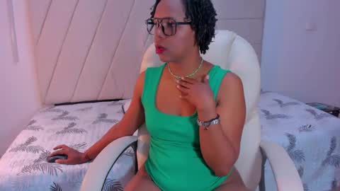 Snapshot of samaraa_smith1 chatting on April 2026 12:20:02 PM samaraa_smith1 online show from April 2026 12:20:02 PM