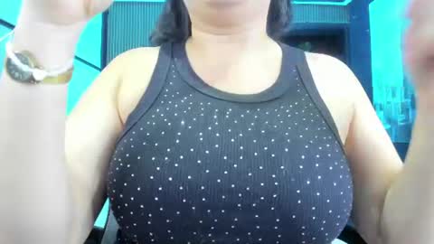 Snapshot of samaraanders chatting on June 2026 05:23:02 AM Samara online show from June 2026 05:23:02 AM
