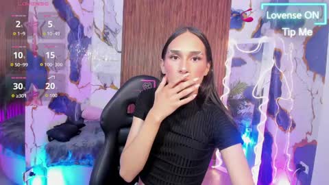 Snapshot of samcielo_tay chatting on May 2026 02:42:01 AM sam online show from May 2026 02:42:01 AM