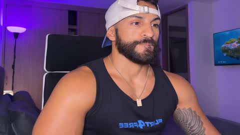 Snapshot of samdornan chatting on January 2025 10:04:02 PM Sam Dornan online show from January 2025 10:04:02 PM