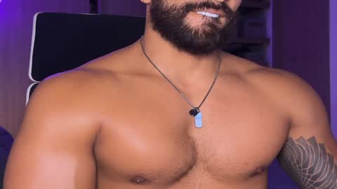 Snapshot of samdornan chatting on January 2025 01:45:02 AM Sam Dornan online show from January 2025 01:45:02 AM