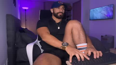 Snapshot of samdornan chatting on January 2025 11:48:01 PM Sam Dornan online show from January 2025 11:48:01 PM