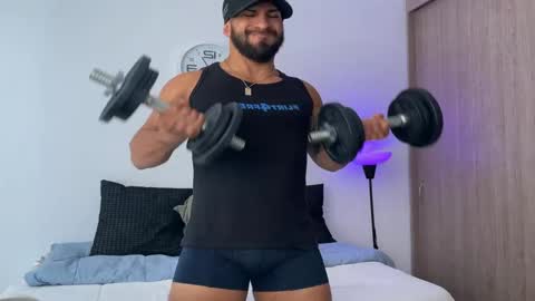 Snapshot of samdornan chatting on February 2025 09:04:01 PM Sam Dornan online show from February 2025 09:04:01 PM