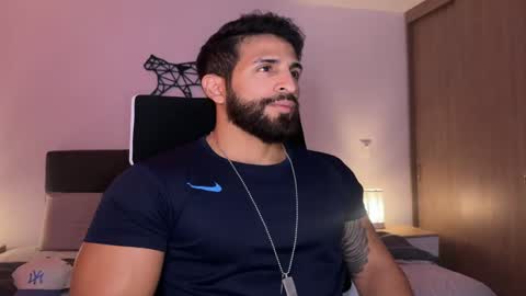 Snapshot of samdornan chatting on March 2025 03:34:02 AM Sam Dornan online show from March 2025 03:34:02 AM