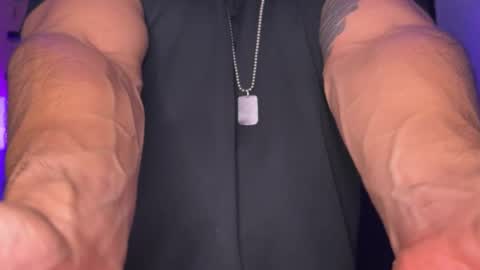 Sam Dornan online show from April 2026 01:27:01 AM