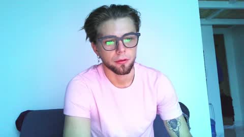 Fansly -       Top4fans   online show from April 2026 10:44:01 AM