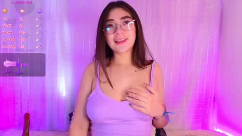 Snapshot of samii_evans chatting on February 2025 07:03:01 PM samii evans  online show from February 2025 07:03:01 PM