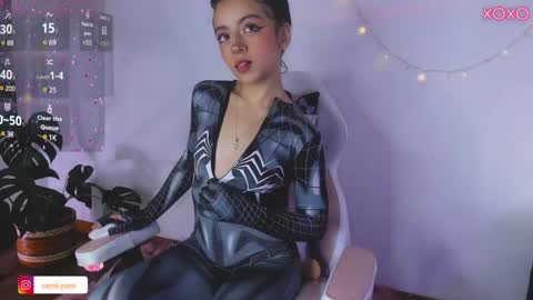 Sam    online show from December 2024 06:30:02 PM