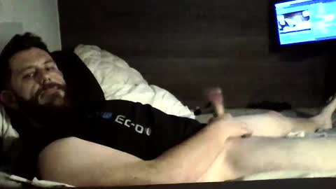 SingleNBored online show from October 2025 05:00:01 PM