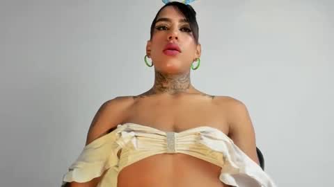 Snapshot of sammy_exotic chatting on September 2025 04:07:01 AM sammy_exotic online show from September 2025 04:07:01 AM