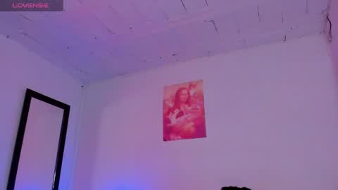 sammy_greyy1 online show from May 2026 03:26:01 AM