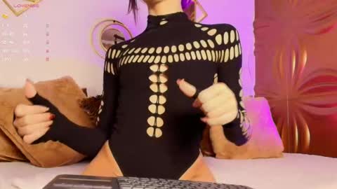 Snapshot of sammyblaer chatting on December 2025 01:05:02 PM Samantha online show from December 2025 01:05:02 PM