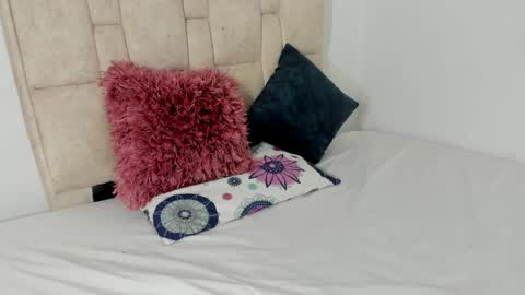 Sammy Sam Samantha online show from April 2026 06:46:01 PM