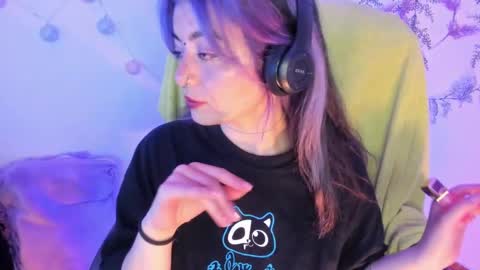   online show from February 2025 05:56:02 AM