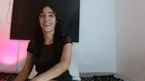 Samantha ferrer online show from January 2025 05:25:02 AM